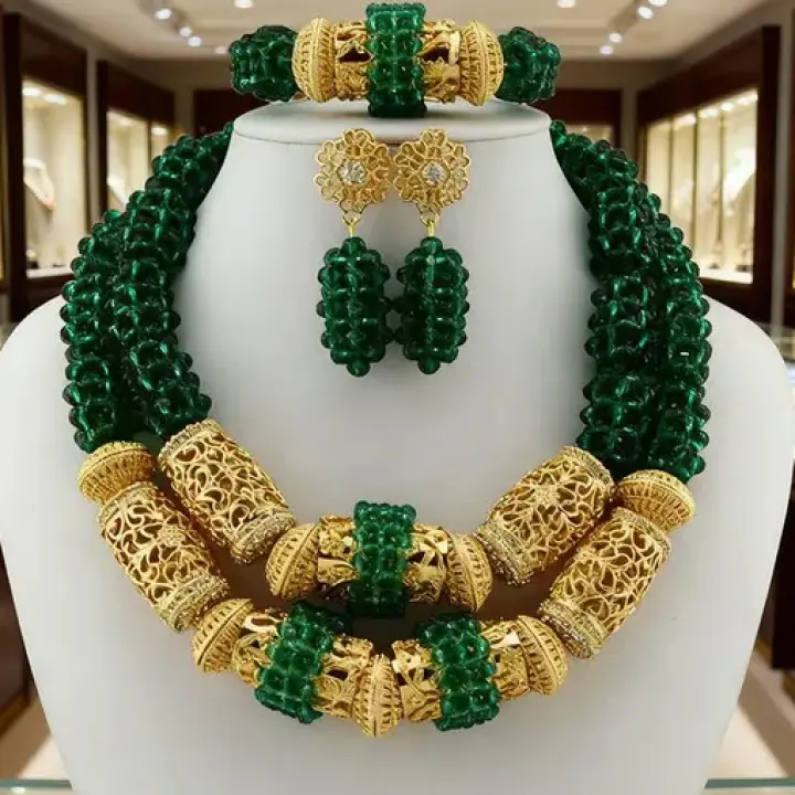 New design for African wedding jewelry set | Nigerian wedding jewelry with beads and African crystals
